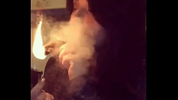 Preview 4 of Mistress Castration Of Male - mulher do instagram fumando charuto