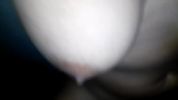 Preview 3 of Indian Night Sex Anty - con mi exnovia,  la mam&aacute_ est&aacute_ al lado y me vengo en ella