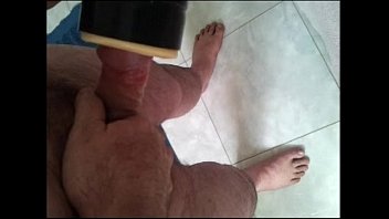 Preview 2 of Angcle Harry - Brinquedo novo Masturbador