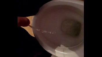 Preview 2 of Difrend - pee2