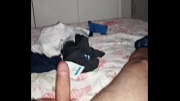 Preview 2 of Hannah Fierman Vhs - Mi amigo me graba y yo me masturbo