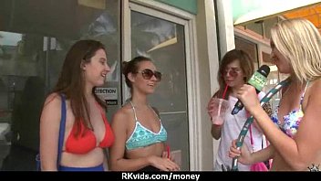 Preview 2 of Stocking Sport - Amateur girl likes to suck cock for cash 7