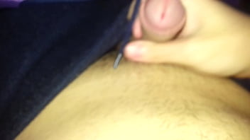 Preview 4 of Brizzas Porn - mostrando meu pau exitado