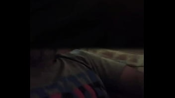 Preview 1 of Xxx Saniliyon Bf Hd - Batendo uma punheta no sof&aacute_ da sala