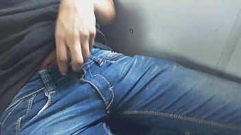 Preview 2 of Durin Homo Anak Sekolah - EN EL AUTOBUS