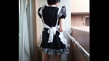 Preview 1 of Nenek Gemuk Mesum - メイドのお尻いじめ　【女装もみじ】