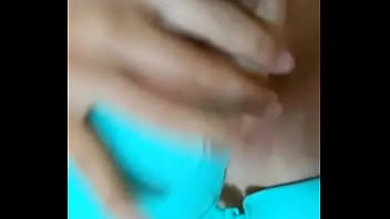 Preview 2 of Muslim Arabe Xxxx - Mi novia tetona se toca para m&iacute_