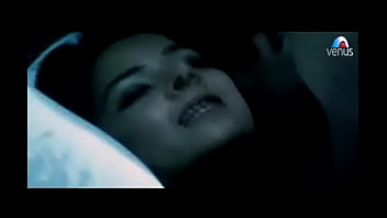 Preview 4 of Banglanhot Song - emraan hashmi   udita goswami seduces each ot