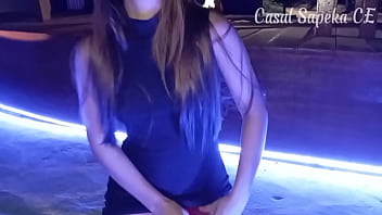 Preview 4 of Pov Juggfuckers 6 - ESPOSA SE EXIBINDO NA RUA DE VESTIDO SEM CALCINHA - Exibicionismo EP. 01