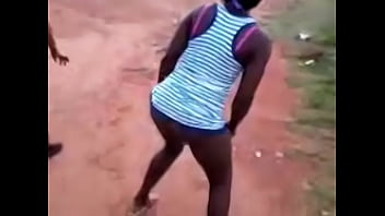 Preview 1 of Extreme Throat Piss - Zimbabwe streetdancing sluts