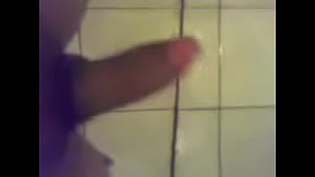 Preview 1 of Two Girls Forced One Guy - Punheta em casa