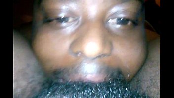 Preview 2 of Pillada Masturbandoe - gone off the Hennessey caught her before she could shave