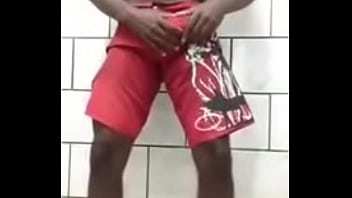 Preview 1 of New English Xxx Bf U - Amador - Neg&atilde_o exibindo o cacet&atilde_o