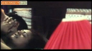 Preview 4 of Dog And Girls Xxx Vedoes Com - Shakeela Greatest Kissing