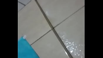 Preview 1 of Hq Porn Gagarina - Dotadao banhando delicia