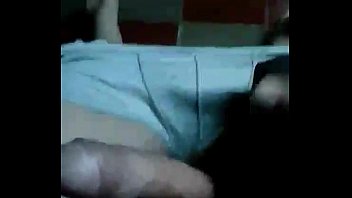 Preview 1 of Video Porno Cewe Manado - Masturbandome y sacando la leche en los calzones de mi prima