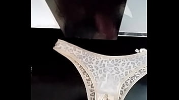 Preview 4 of Xxx Sex Rape - Gozando Calcinha oncinha 003