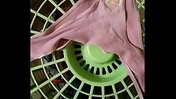 Preview 3 of Farsi Sex Video - Gozando Calcinha Cunhada 001