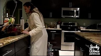Preview 1 of Www Sex Rep Com - Melanie Hicks in Step Mommas Boy