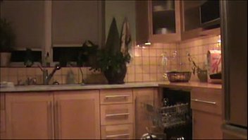 Preview 1 of Moglie Anziana Troia - Mom cleans kitchen in Pantyhose