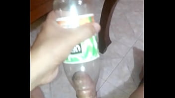 Preview 4 of Elsa Jean Povd - v. una botella de Jumex