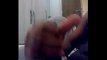 Preview 1 of The Uploaded Xvideos - novinho batendo uma