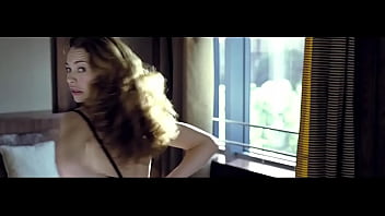 Preview 3 of I Fucking My Brothers Wife - Yvonne Sci&ograve_ 2005 Torrente Protector