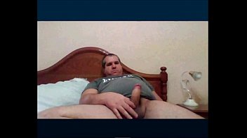 Preview 2 of Sex Xxx Untey - argentinian bear wanking--More Vids on xxgaycams.com