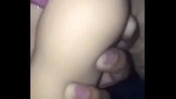 Preview 2 of Ieewuwtox - Chupando un culito de juguete