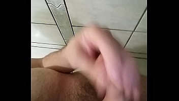 Preview 2 of Stomach Jizzed - Gozada no banho