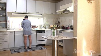 Preview 1 of Step Mom Nos - Jacked off by Hungry Hot MILF Next Door