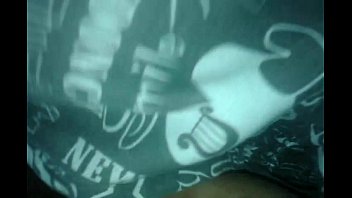 Preview 2 of Desperate To Pee Just Made It 3 - Chup&aacute_ meu pau