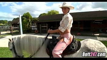 Preview 3 of Public Hunilation - Rachel sits her ass on a