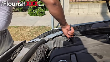 Preview 1 of Xnxx Brazza - Trailer Naomi Ryder Car Broke Down but She Found Help