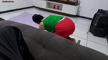 Preview 1 of Mp4 Sane Lewn - Madrasta coloca uma cortina no banheiro s&oacute_ para olhar o enteado no banho