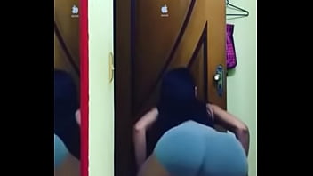 Preview 3 of Xxx Mom And Dadxnxx - Morena Shortinho Socado Dancando Funk