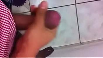 Preview 4 of Babhi Ka Xxx - solito en el ba&ntilde_o