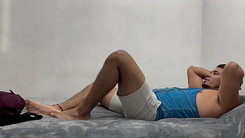 Preview 1 of Worlds Best Ever Sex Videos - Ayuda banda,  me est&aacute_n succionando mi culito por primera vez y la neta me est&aacute_ gustando