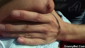 Preview 3 of Jabadasti Sex Vidio - He picks up hitchhiking old granny