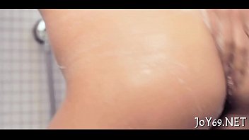 Preview 2 of Nude Bailando - Teen girl in a softcore act
