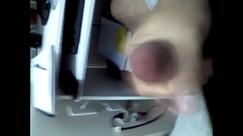 Preview 1 of Pathan Anty Xxx Videos - Pinto gostoso gozando muito na punheta