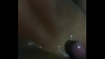 Preview 4 of Cewek Indo Tetek Besar - madalena cariacica marcelly Jesus dando o cuzinho d. e gozando por cima putona