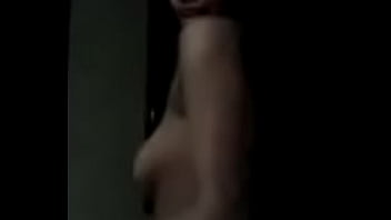 Preview 4 of Seduces Russian - Novinha adora se exibir na cam