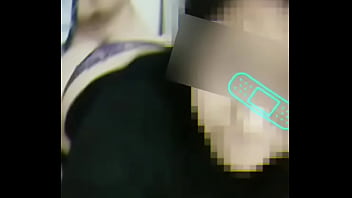 Preview 2 of Bee Ggg - Puti esposa hace cornudo a su pareja poni&eacute_ndose en 4