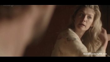 Preview 4 of Check Out My Sxy Bb - Rosamund Pike Women In Love EP2 2011