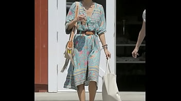 Preview 1 of Filmsexxy - Alessandra Ambrosio At The Brentwood Country Mart