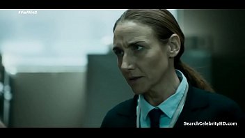 Preview 3 of Wedcam Jav - Maggie Civantos Olivia Delcan Alba Flores Vis A Vis S02E02 2016