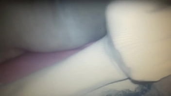 Preview 1 of Bounded Wall Riding Sybian - Corno filmando sua gostosa gozar com consolo