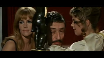 Preview 4 of Vip Aunty Pk - Teri Tordai Eva Vadnai Annamaria Szilvassy Frau Wirtin Hat Auch Eine Nichte 1969