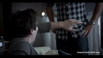 Preview 4 of Poranpublic Com - Stephanie Fantauzzi Shameless S02E10 2012